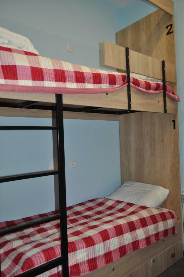 Hostel S Size Astana Eksteriør bilde